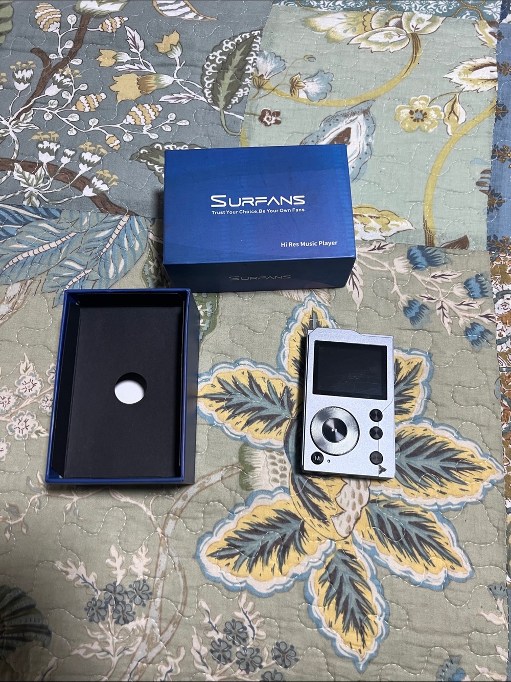 Surfans Hi-Res Music Player in Silver